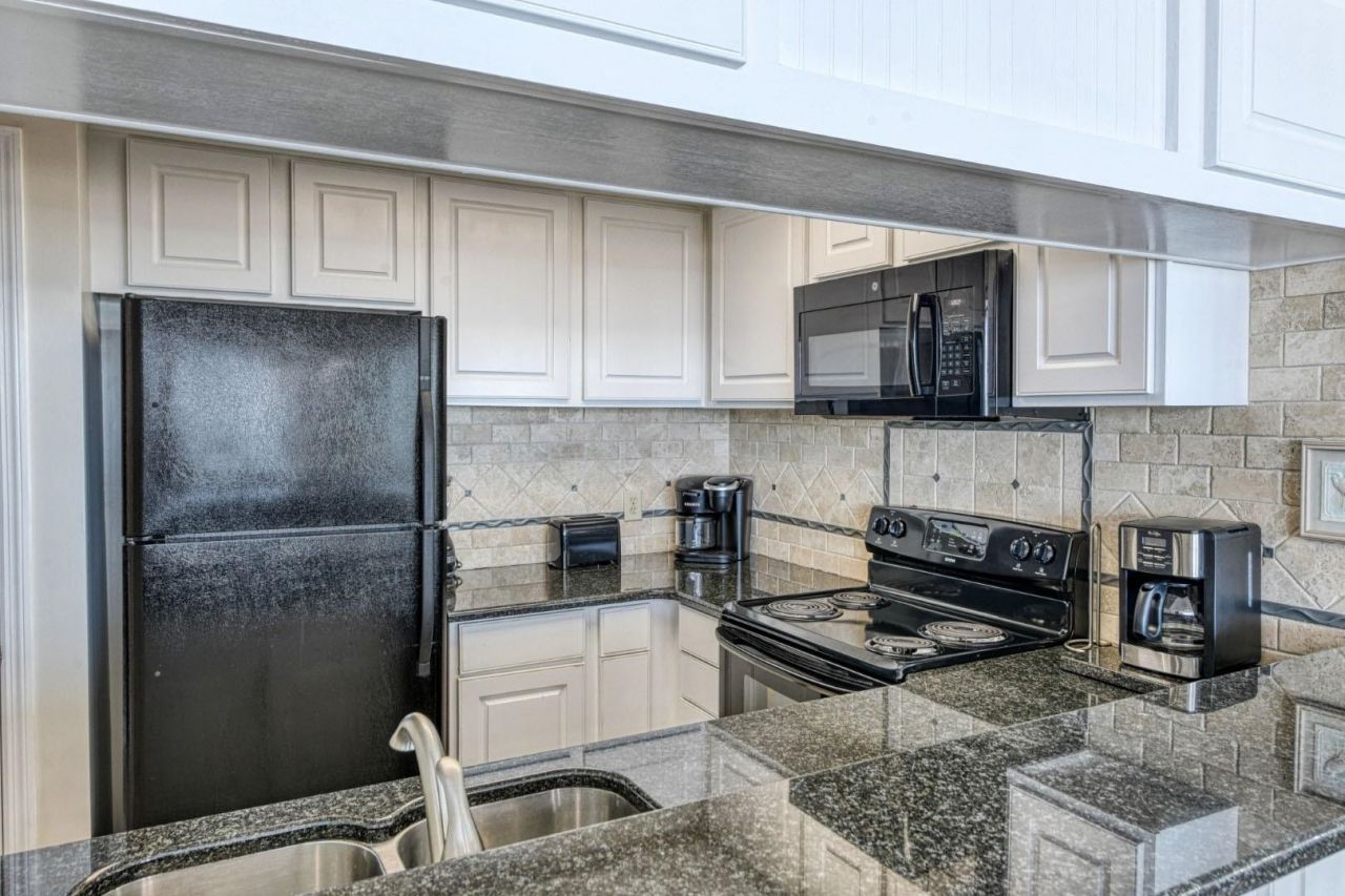 1990 N Waccamaw Dr. Photo 25