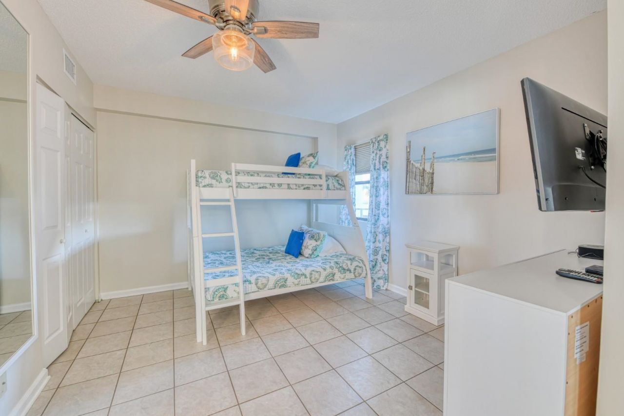 1990 N Waccamaw Dr. Photo 36