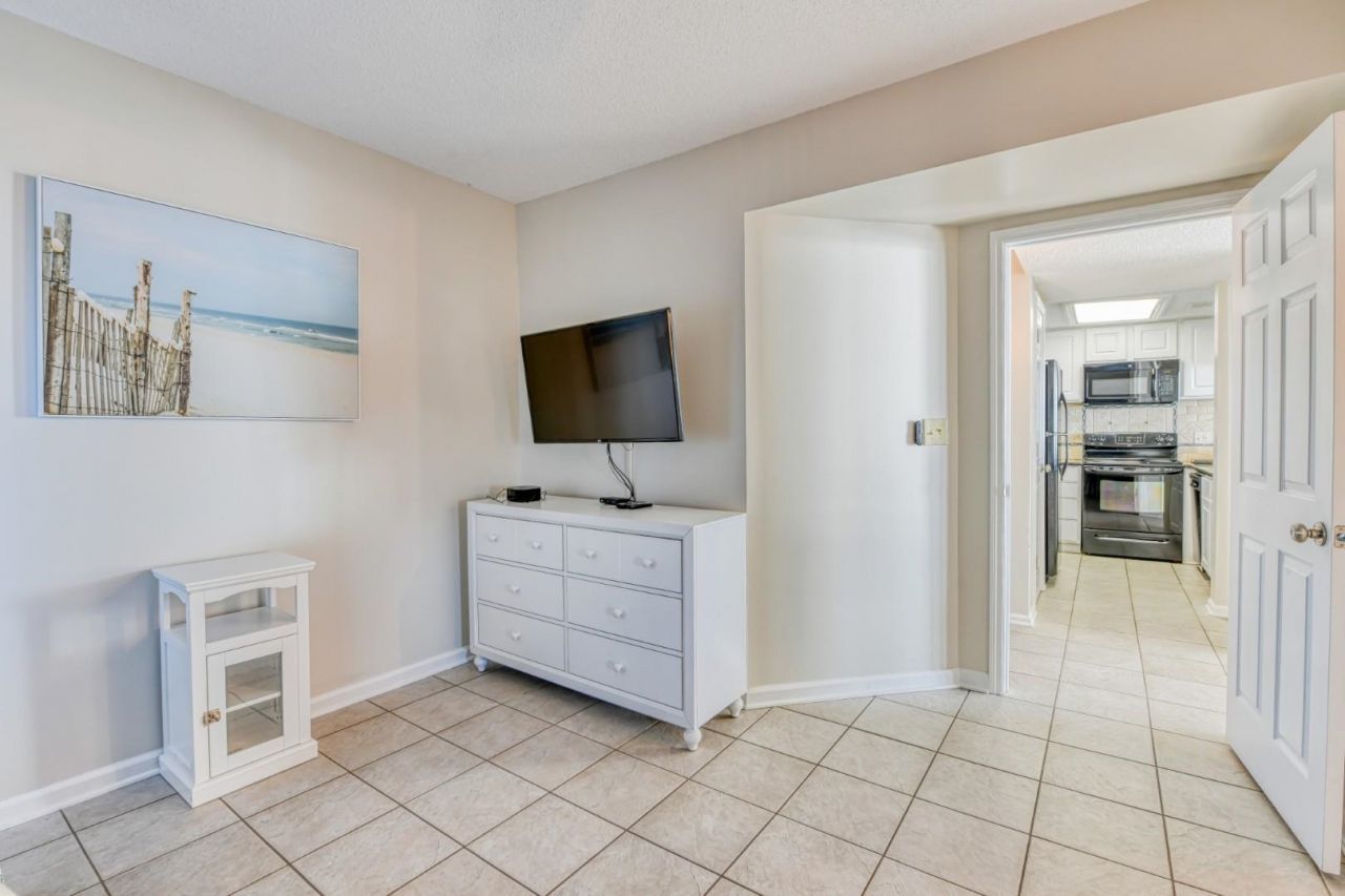 1990 N Waccamaw Dr. Photo 37