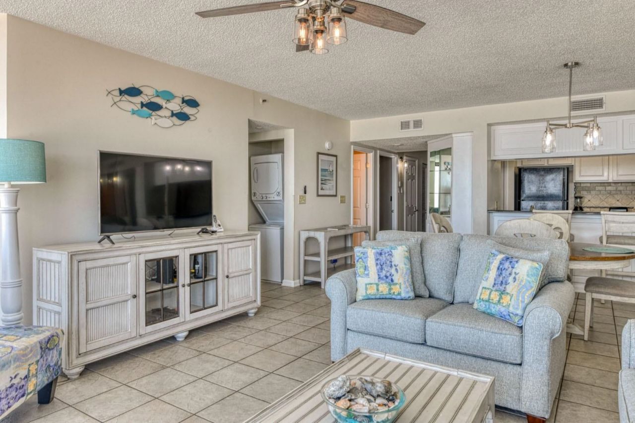 1990 N Waccamaw Dr. Photo 6