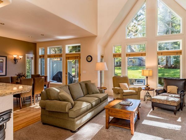 56994 Peppermill Circle, Unit 08-E, Sunriver, OR 97707