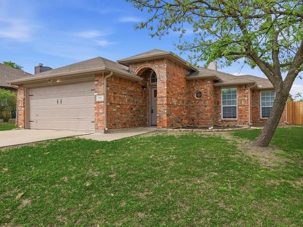 809 Mr Haney Drive, Midlothian, TX 76065