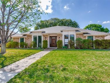 8833 Flint Falls Drive, Dallas, TX 75243