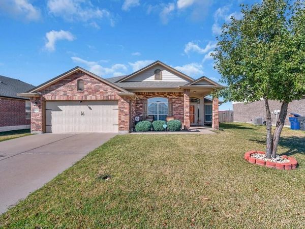 9836 Shallow Creek Drive, Waco, TX 76708