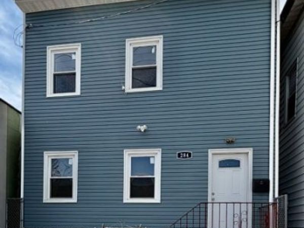 284 Getty Ave, Paterson, NJ 07503