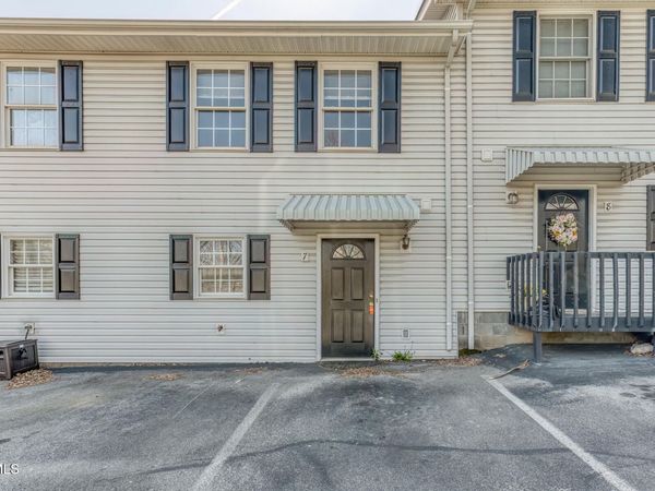 716 King Springs Road, Unit Apt 7, Johnson City, TN 37601