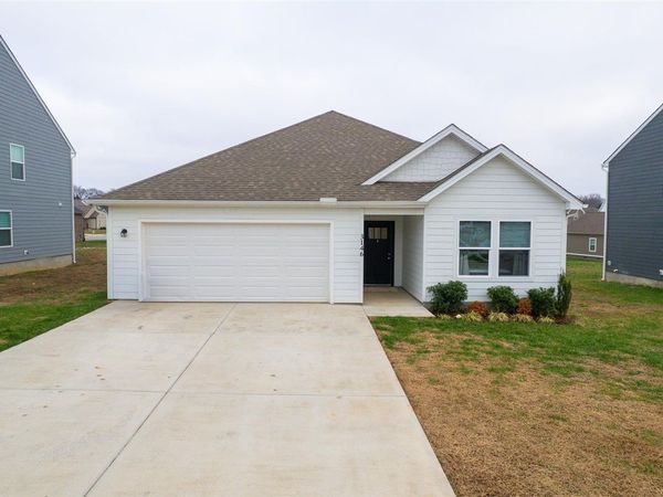 3146 White Ash Street , Bowling Green, KY 42101