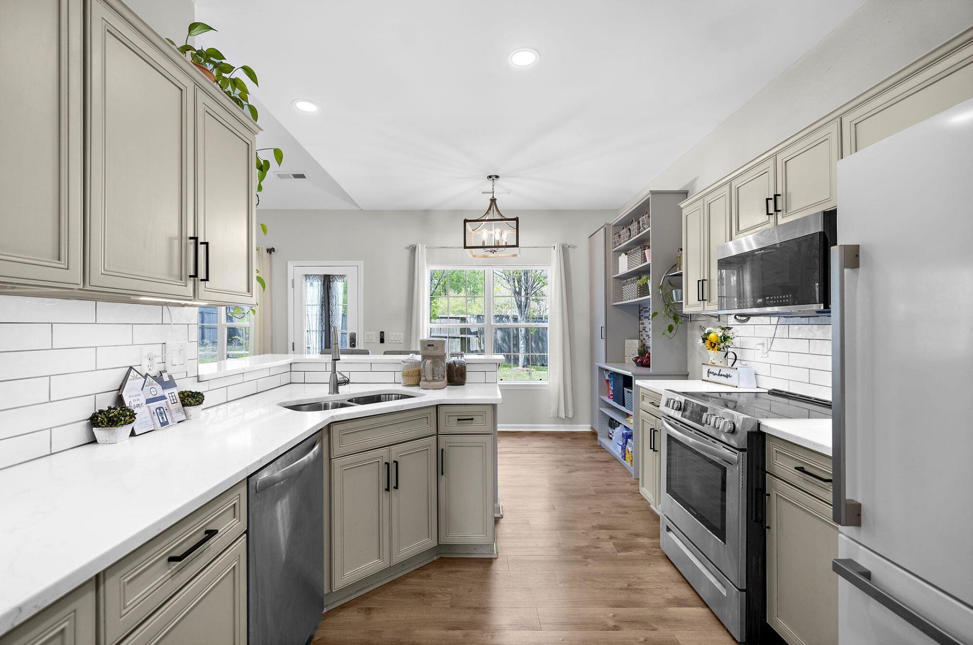 602 Curing Court Photo 16