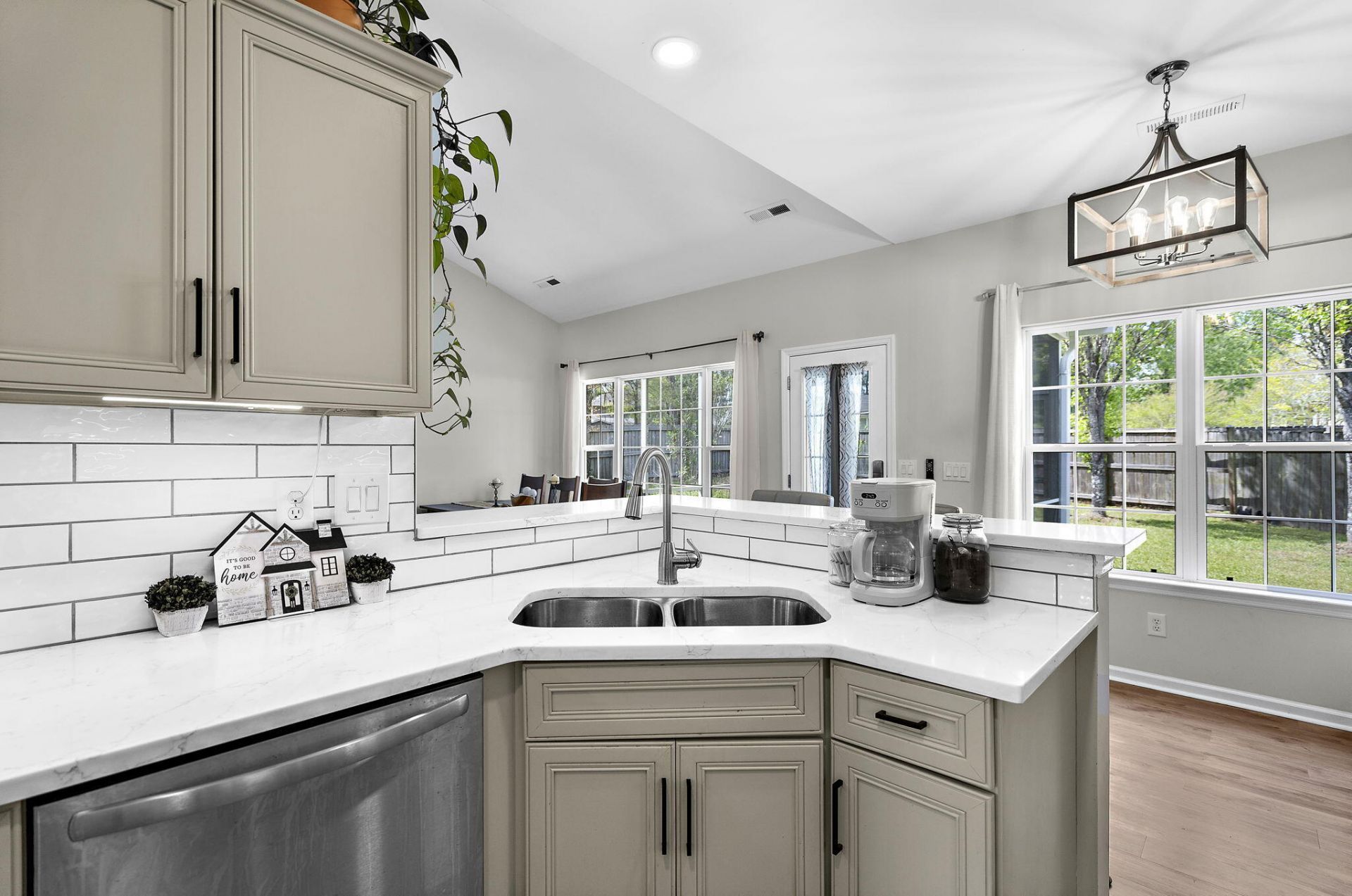 602 Curing Court Photo 17