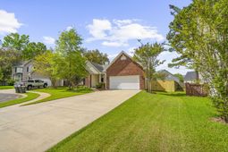 602 Curing Court photo 4