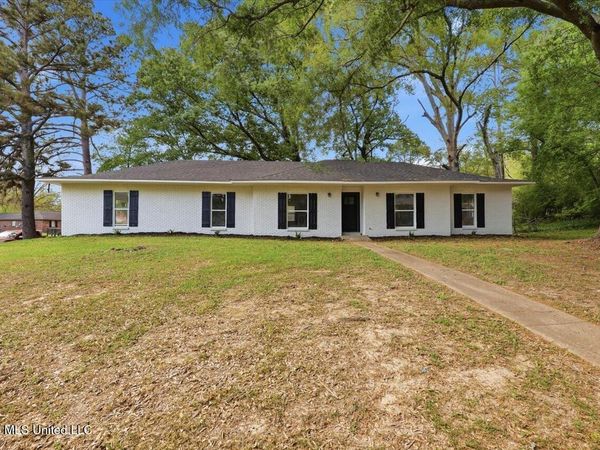 1201 Rockingham Drive, Clinton, MS 39056