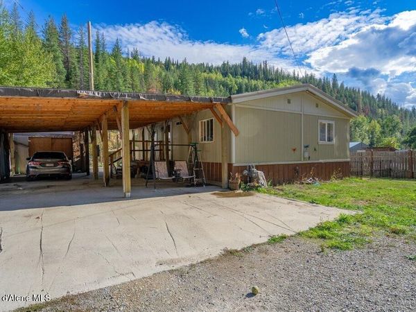 930 Moon Gulch Rd , Kellogg, ID 83837