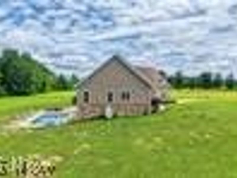 4718 Brushwood Road, Wakeman, OH 44889 Photo 6