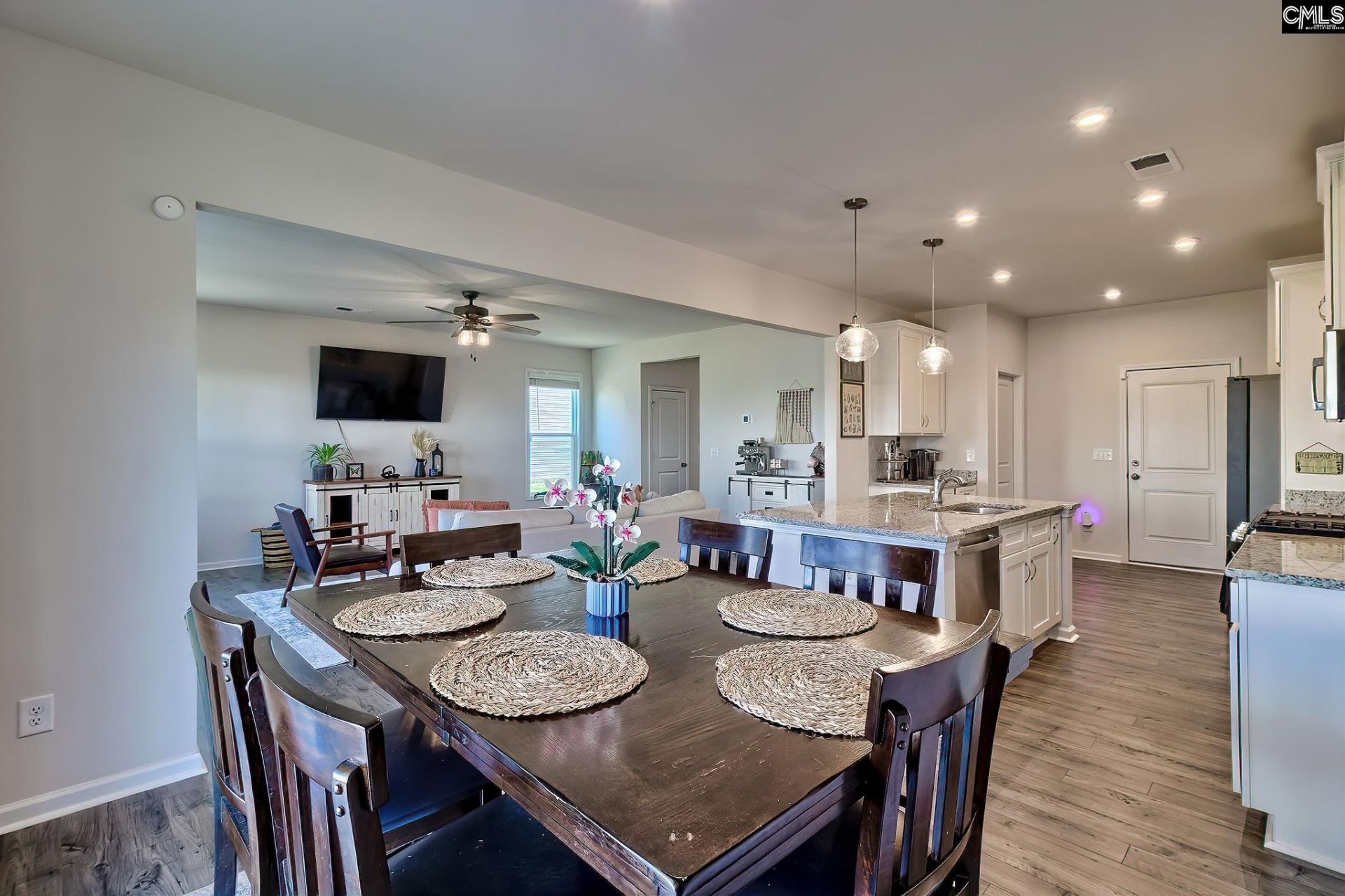 227 Savannah Wood Road Photo 7