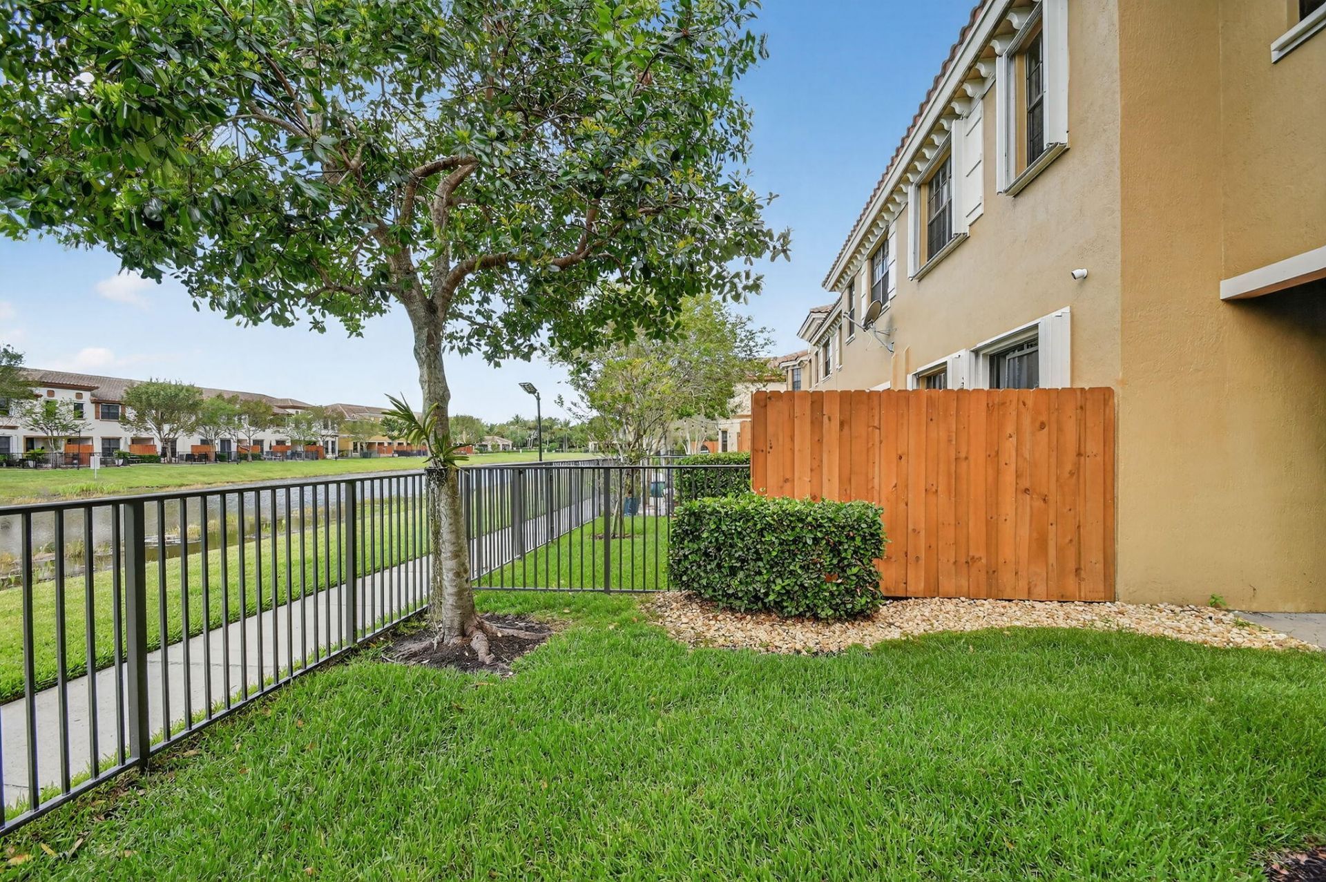 10457 Wellington Parc Drive, Wellington, FL 33449 Photo