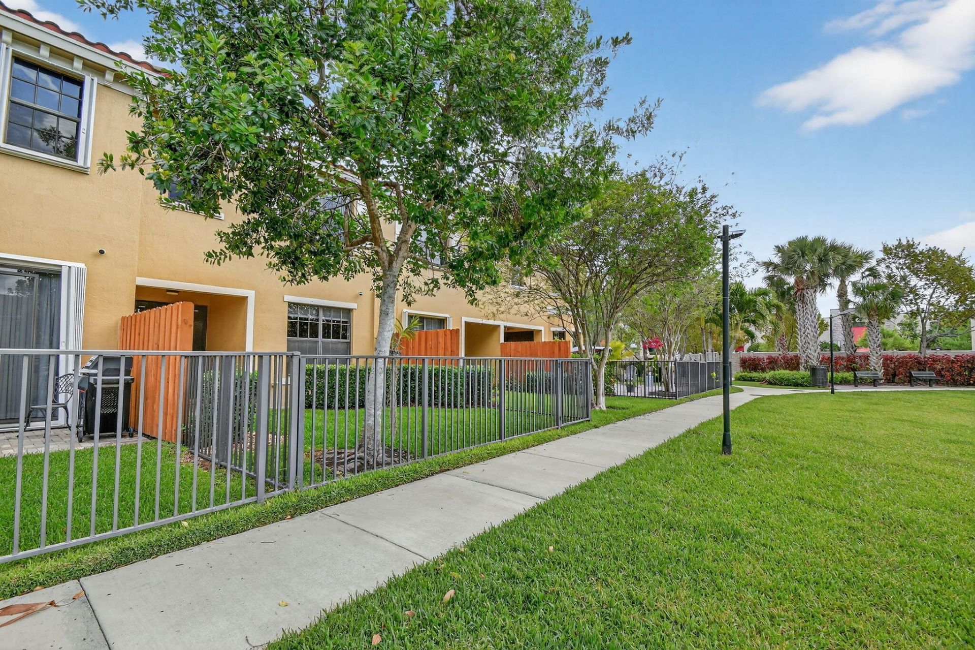 10457 Wellington Parc Drive, Wellington, FL 33449 Photo