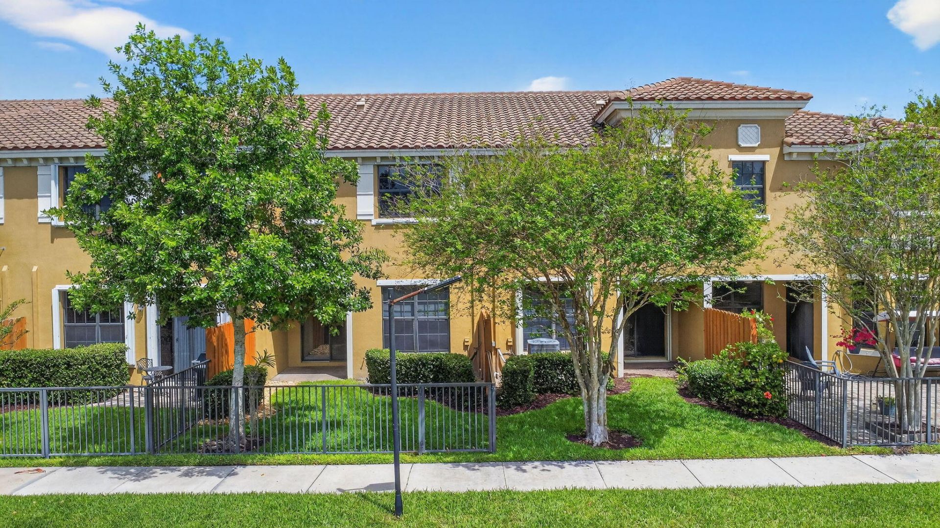 10457 Wellington Parc Drive, Wellington, FL 33449 Photo