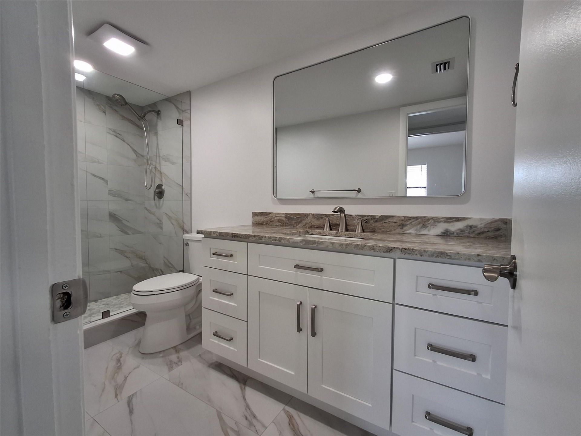 8763 Shadow Wood Boulevard, Unit 202, Coral Springs, FL 33071 Photo