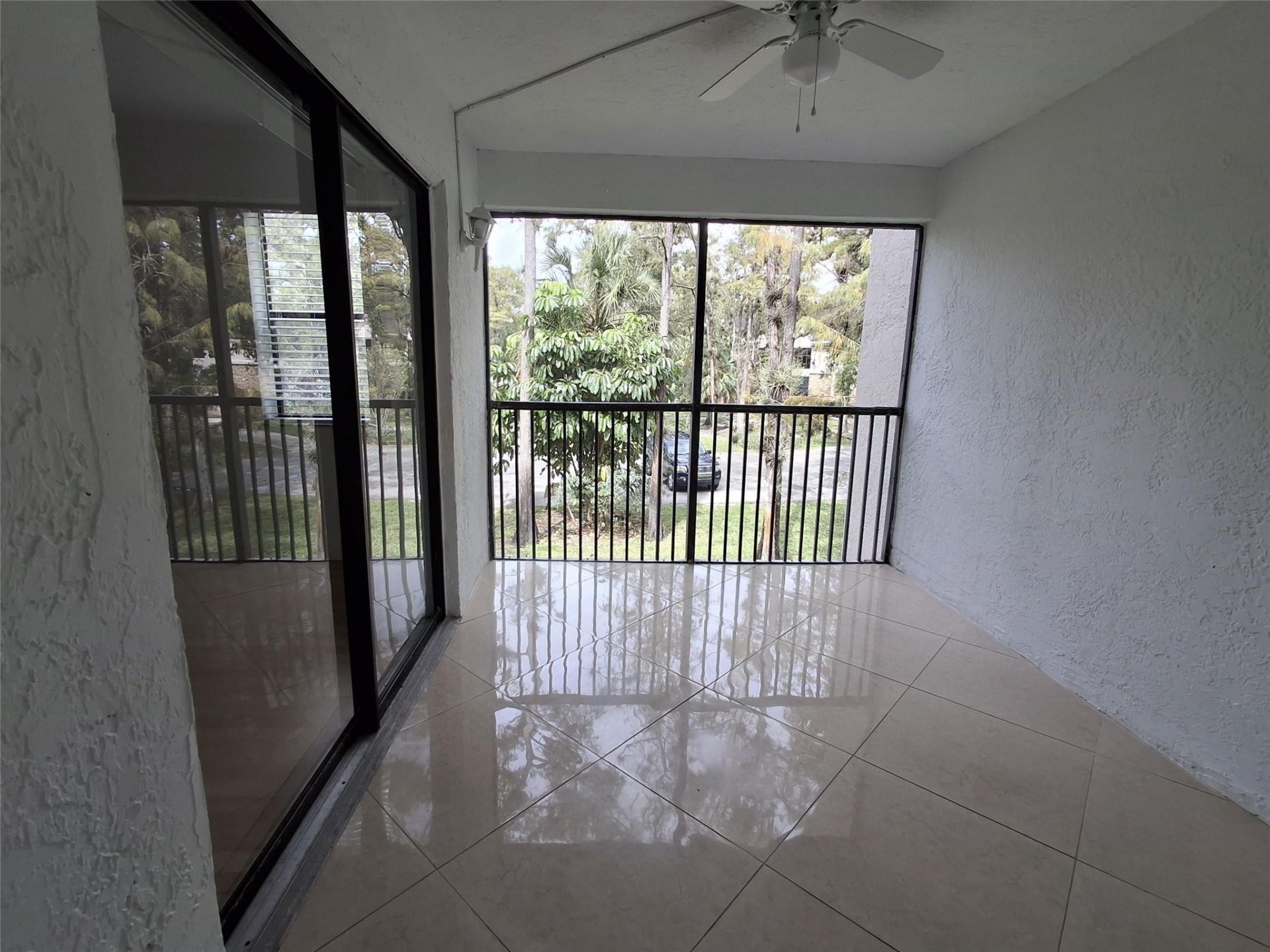 8763 Shadow Wood Boulevard, Unit 202, Coral Springs, FL 33071 Photo