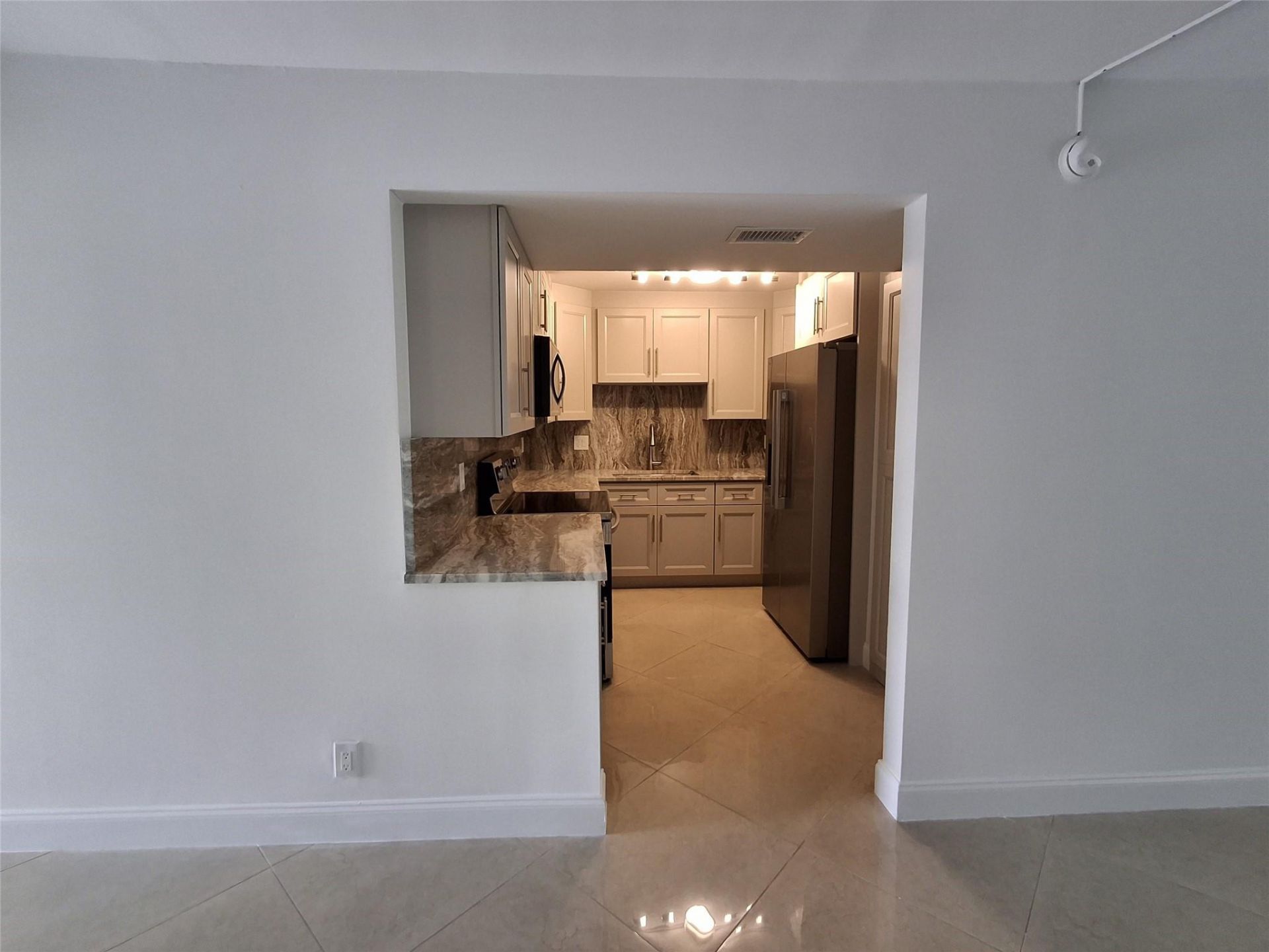 8763 Shadow Wood Boulevard, Unit 202, Coral Springs, FL 33071 Photo