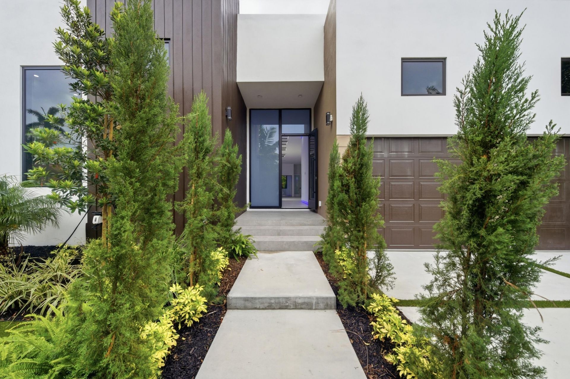 1629 NE 1st Avenue, Fort Lauderdale, FL 33305 Photo