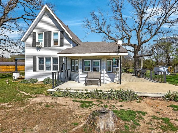 5364 S 210th Road, Pleasant Hope, MO 65725