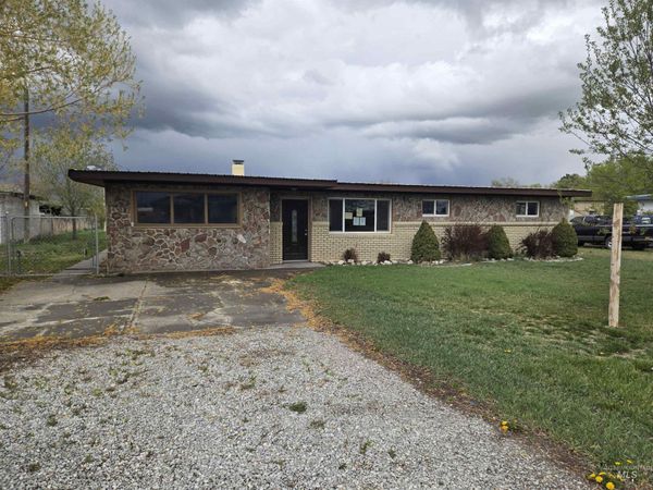 14 East 100 South, Rupert, ID 83350