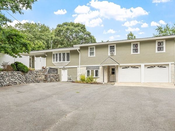 51 Old City Rd, Townsend, MA 01474