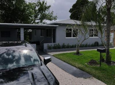 266 NE 162nd St , Miami, FL 33162 Photo