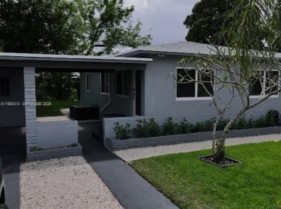266 NE 162nd St , Miami, FL 33162 Photo