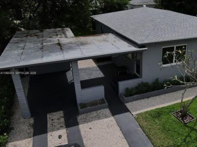 266 NE 162nd St , Miami, FL 33162 Photo