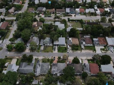 266 NE 162nd St , Miami, FL 33162 Photo