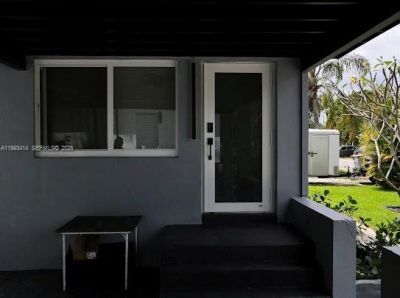 266 NE 162nd St , Miami, FL 33162 Photo