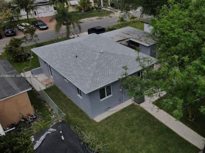 266 NE 162nd St , Miami, FL 33162 Photo
