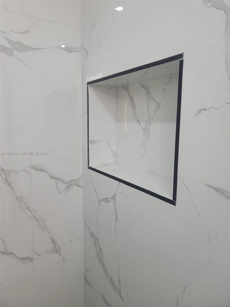 266 NE 162nd St, Miami, FL 33162 Photo