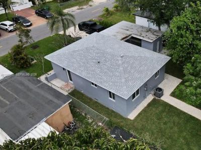 266 NE 162nd St , Miami, FL 33162 Photo