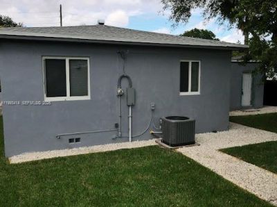 266 NE 162nd St, Miami, FL 33162 Photo