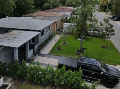 266 NE 162nd St , Miami, FL 33162 Photo