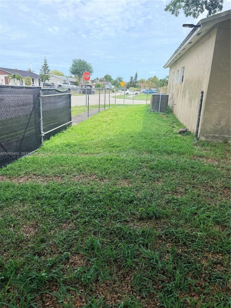 26468 SW 123rd Pl, Unit N/A, Homestead, FL 33032 Photo