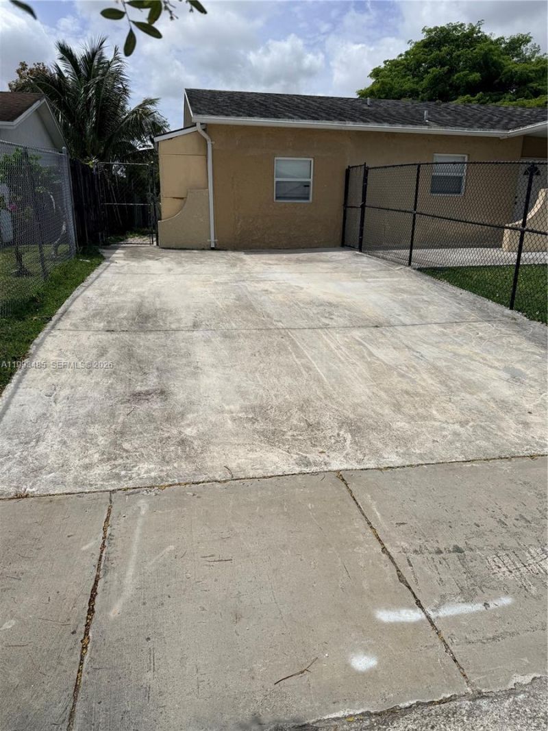 26468 SW 123rd Pl, Unit N/A, Homestead, FL 33032 Photo