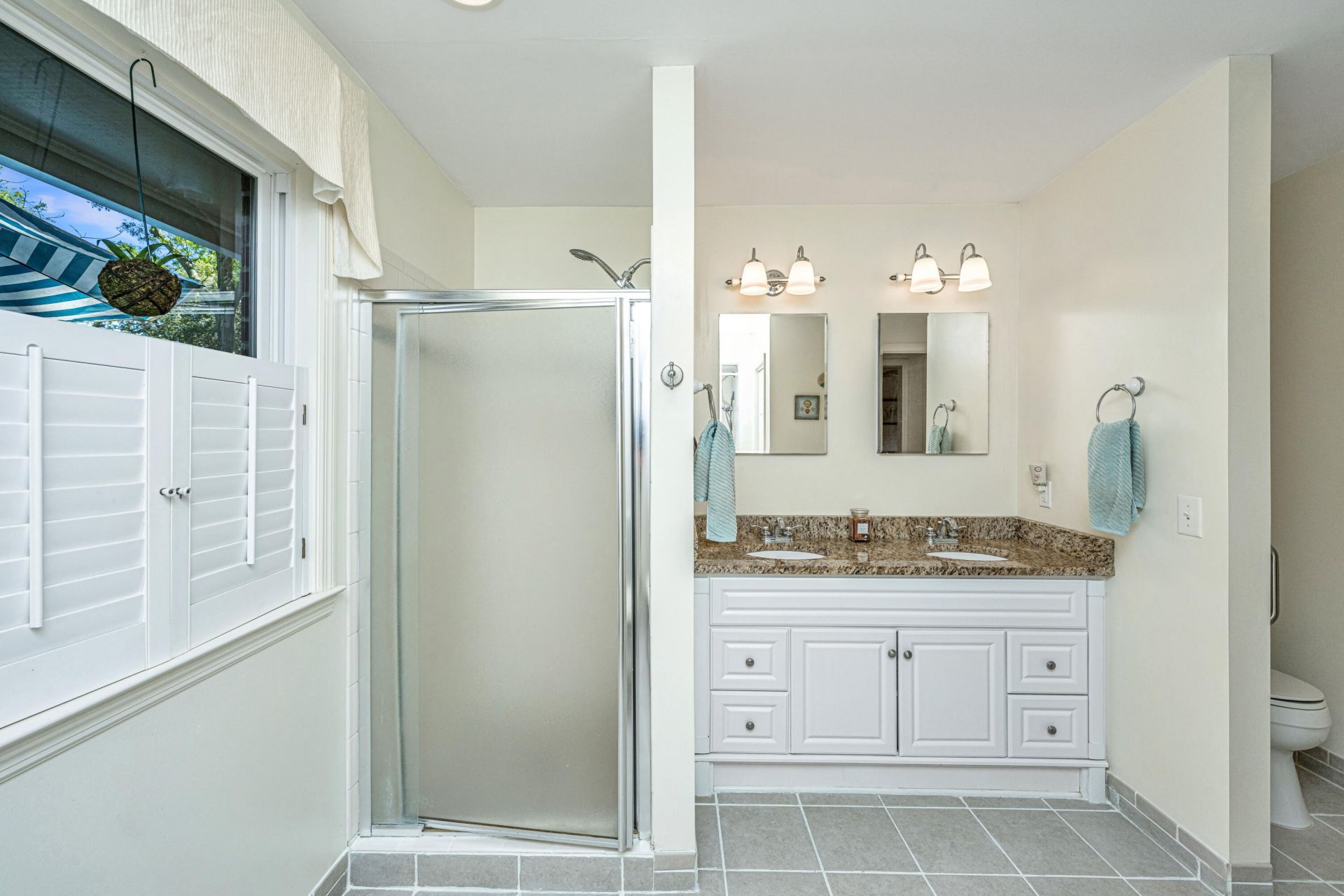 1815 Biltmore Drive Photo 13