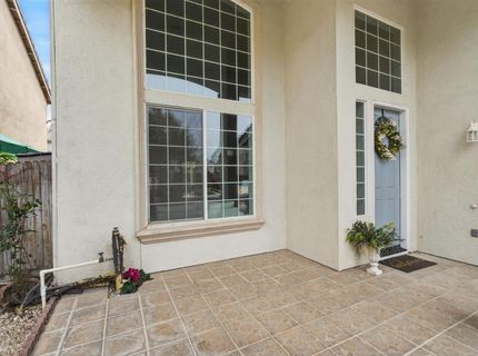 9475 Winding River Way, Elk Grove, CA 95624 Photo