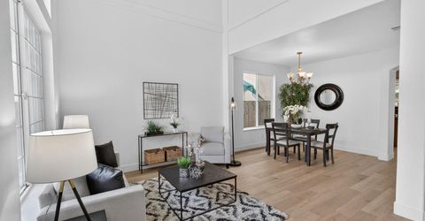 9475 Winding River Way, Elk Grove, CA 95624 Photo