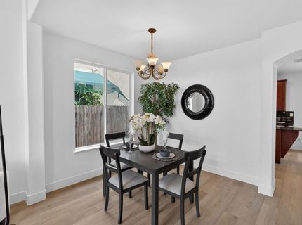 9475 Winding River Way, Elk Grove, CA 95624 Photo