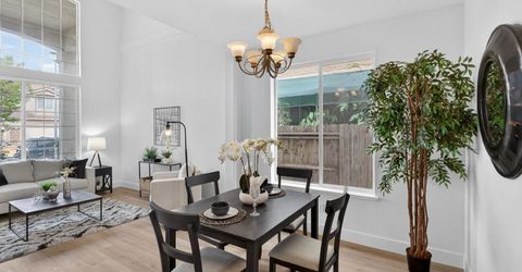 9475 Winding River Way, Elk Grove, CA 95624 Photo