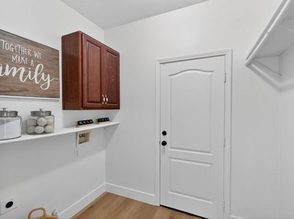 9475 Winding River Way, Elk Grove, CA 95624 Photo