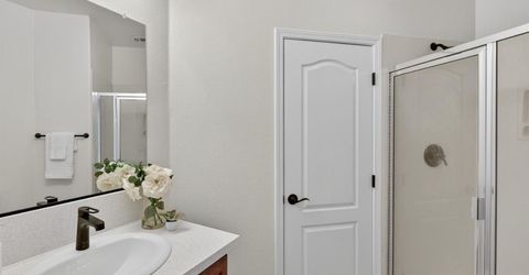 9475 Winding River Way, Elk Grove, CA 95624 Photo