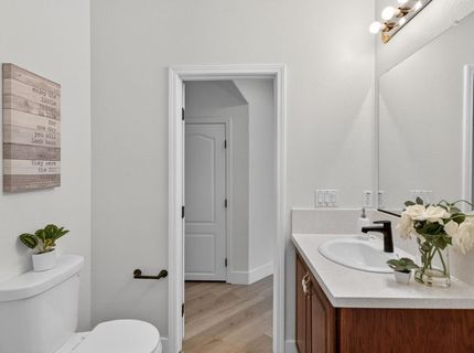 9475 Winding River Way, Elk Grove, CA 95624 Photo