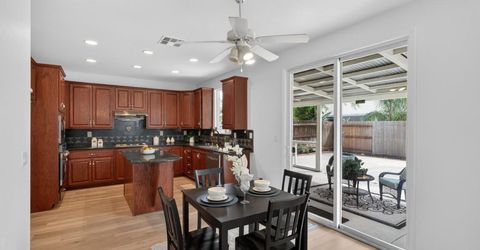 9475 Winding River Way, Elk Grove, CA 95624 Photo