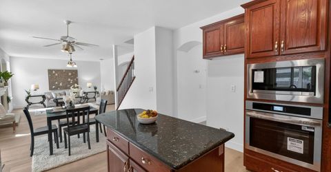 9475 Winding River Way, Elk Grove, CA 95624 Photo